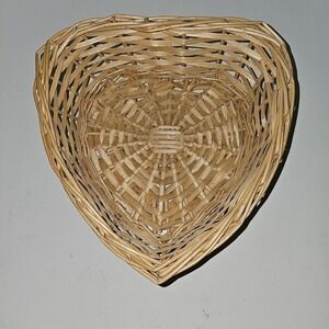 vintage Heart‎ shaped basket